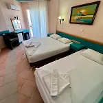 Kleopatra Sunlight Hotell 3*